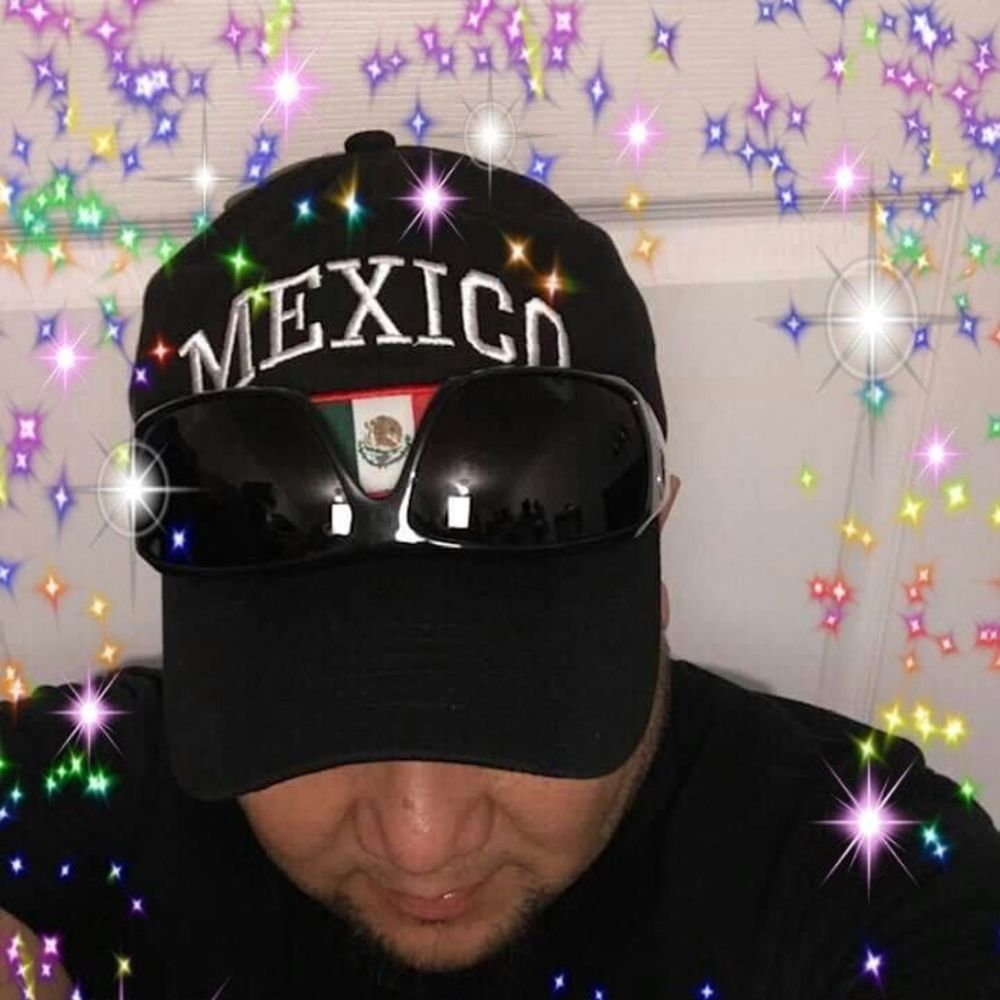 Meet your Posher, Victor